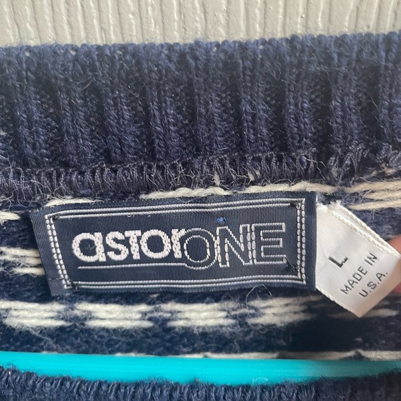 Vintage Astor One Navy White Nordic Patterned Sweater - Picture 3 of 3